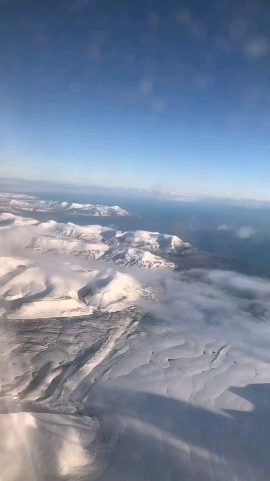 北极上空的景色.美吗?