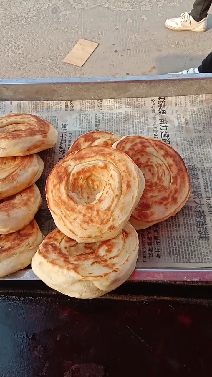 有谁吃过这种烧饼,老式烧饼!