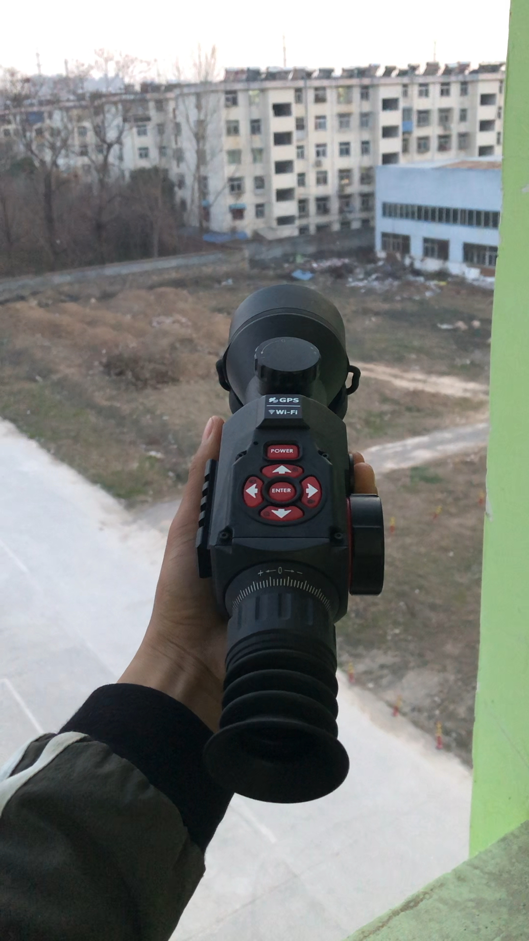 夜视仪八倍镜吃鸡必备.