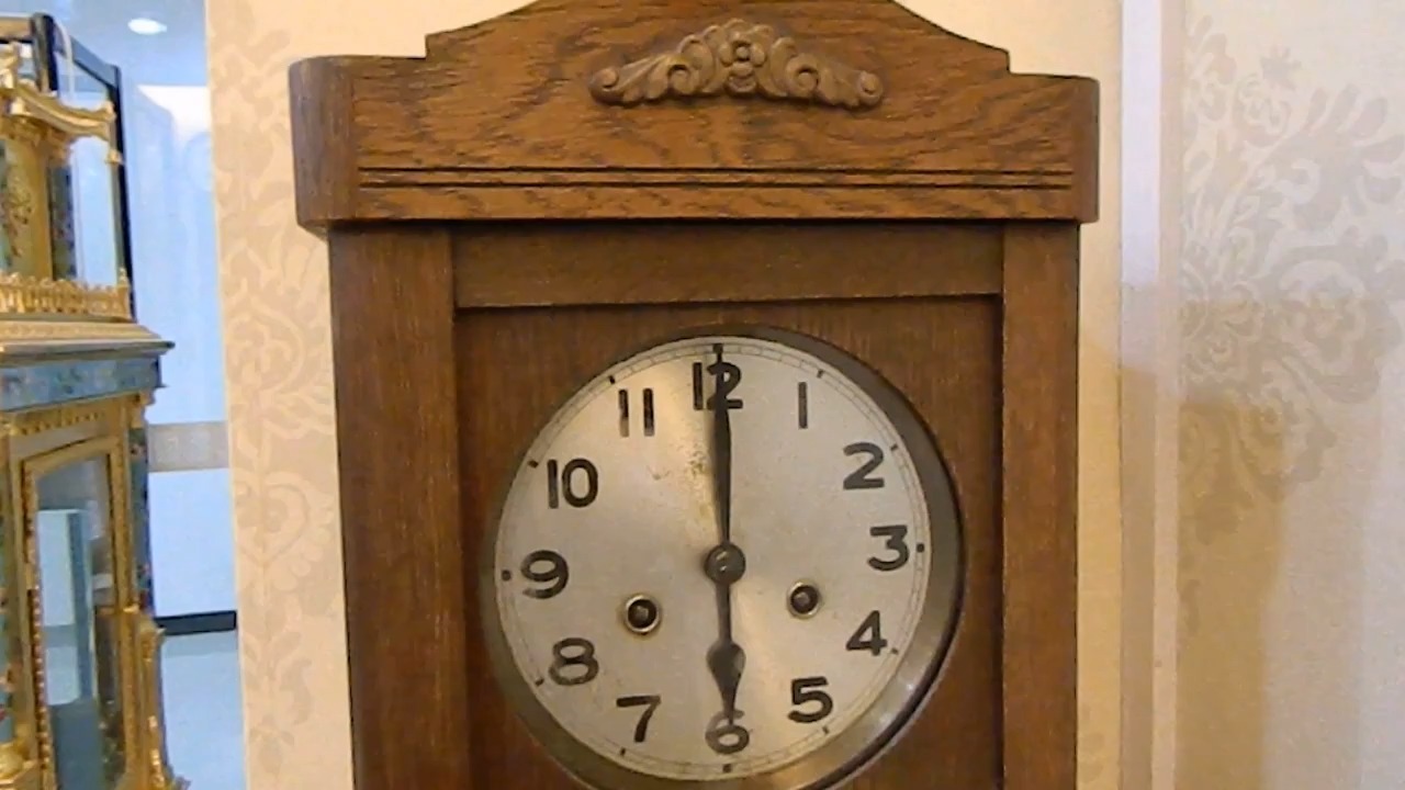 客人拿来修理的老德国挂钟 两孔上弦的德国老挂钟