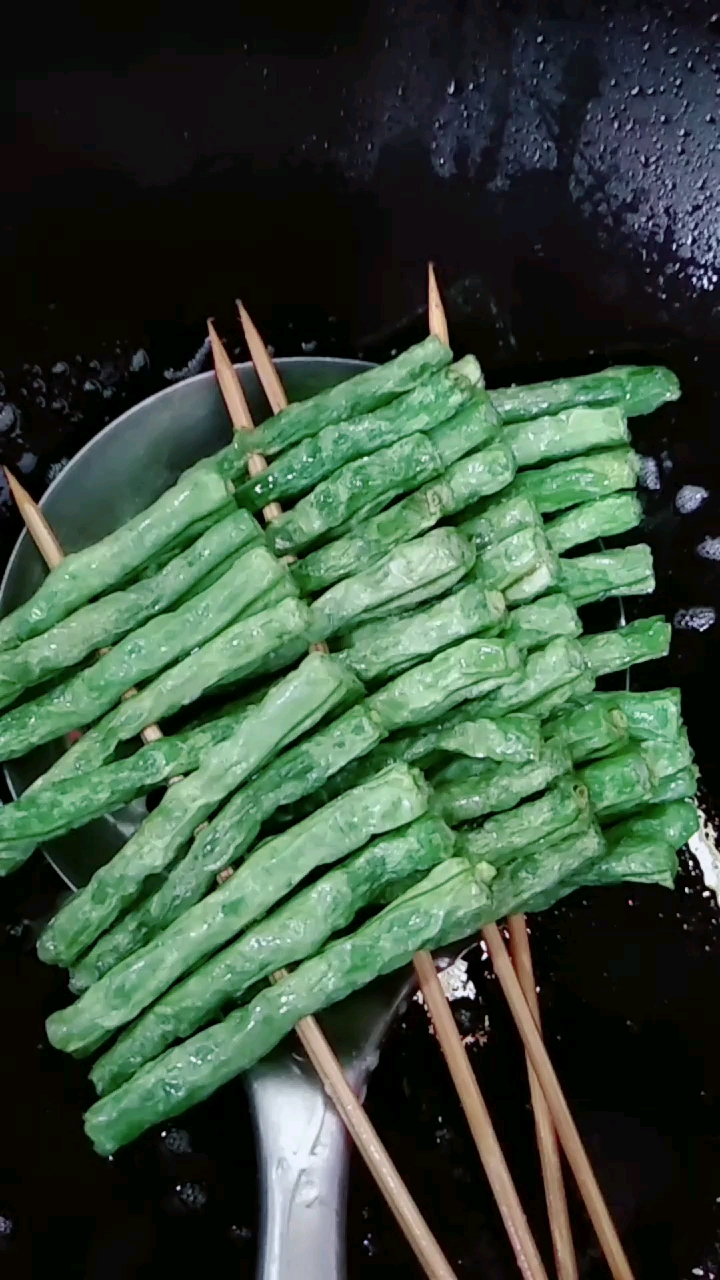 自制美食#大姐做的芸豆串,大家抢着吃