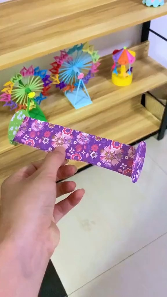 旋转的小纸条,还会拐弯哦