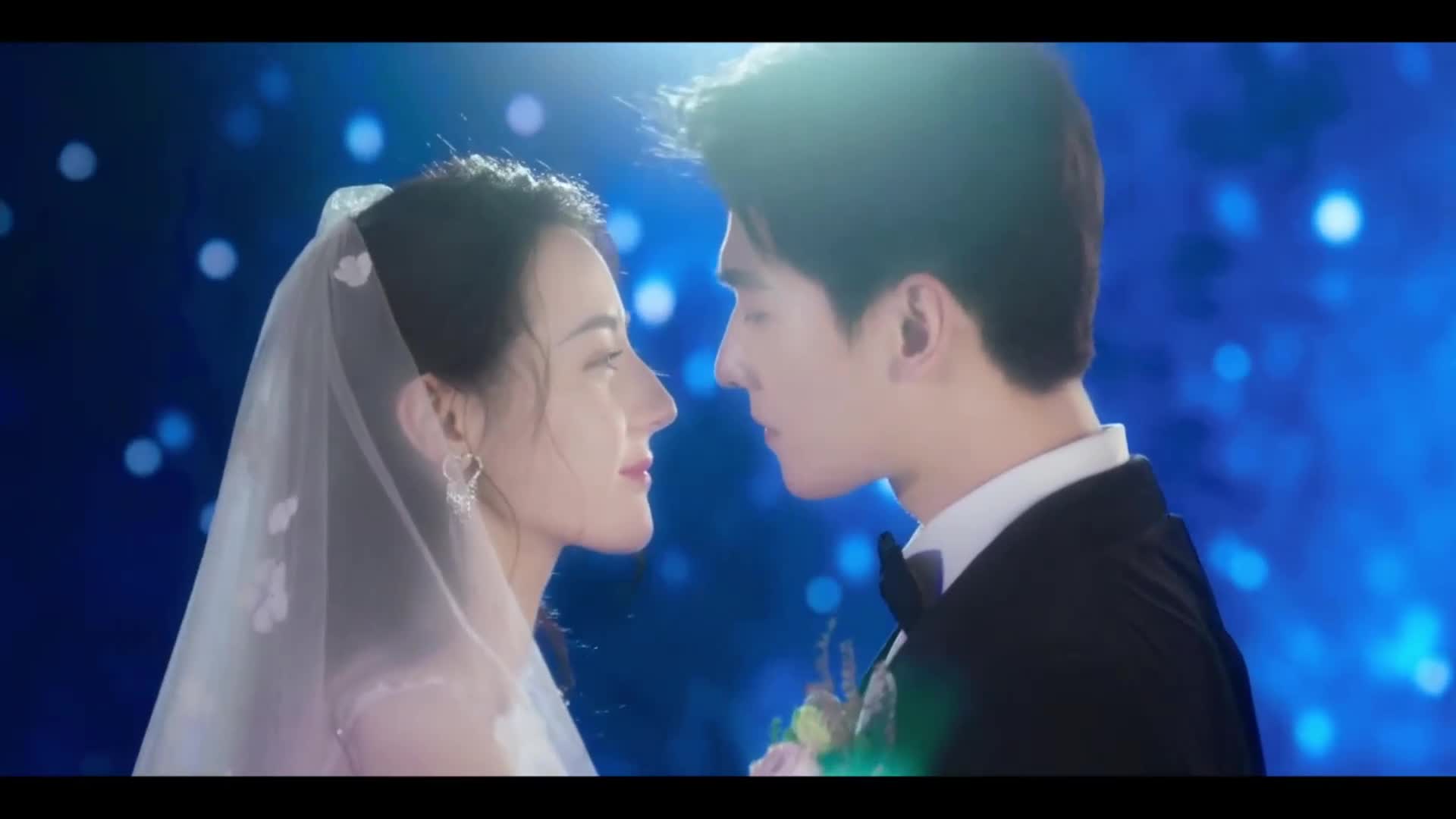 你是我的荣耀:于途踏入演艺圈,与乔晶晶拍婚礼对手戏,结果假戏真做!