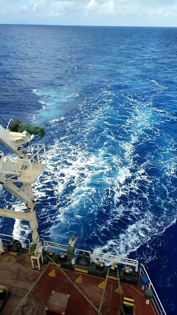 大西洋深海9697米深  恐惧症者匆进