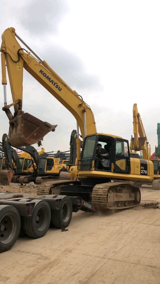 小松270-7挖掘机