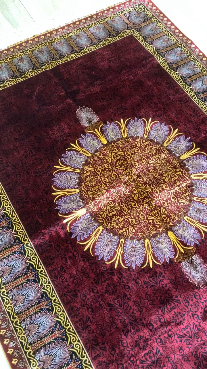 手工真丝地毯#紫红色手工真丝地毯.