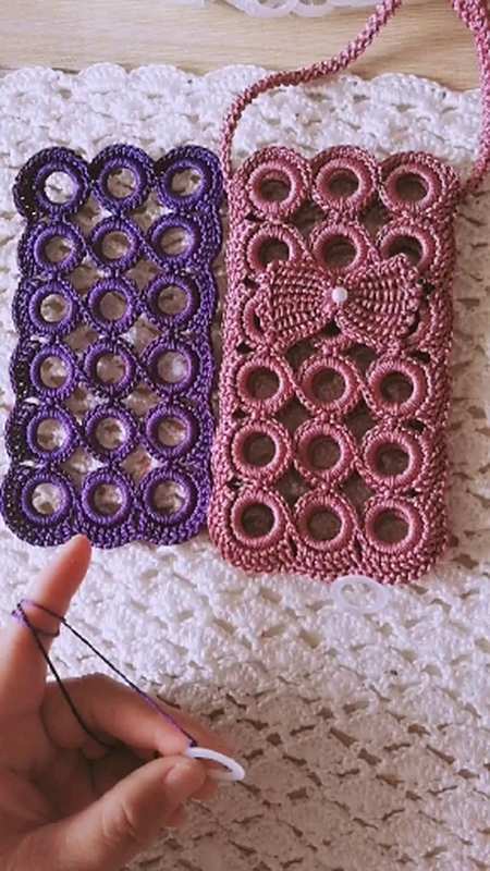 传艺计划#圈圈手机包教程1:在第一个圈圈里钩六个短针,第二个圈里钩