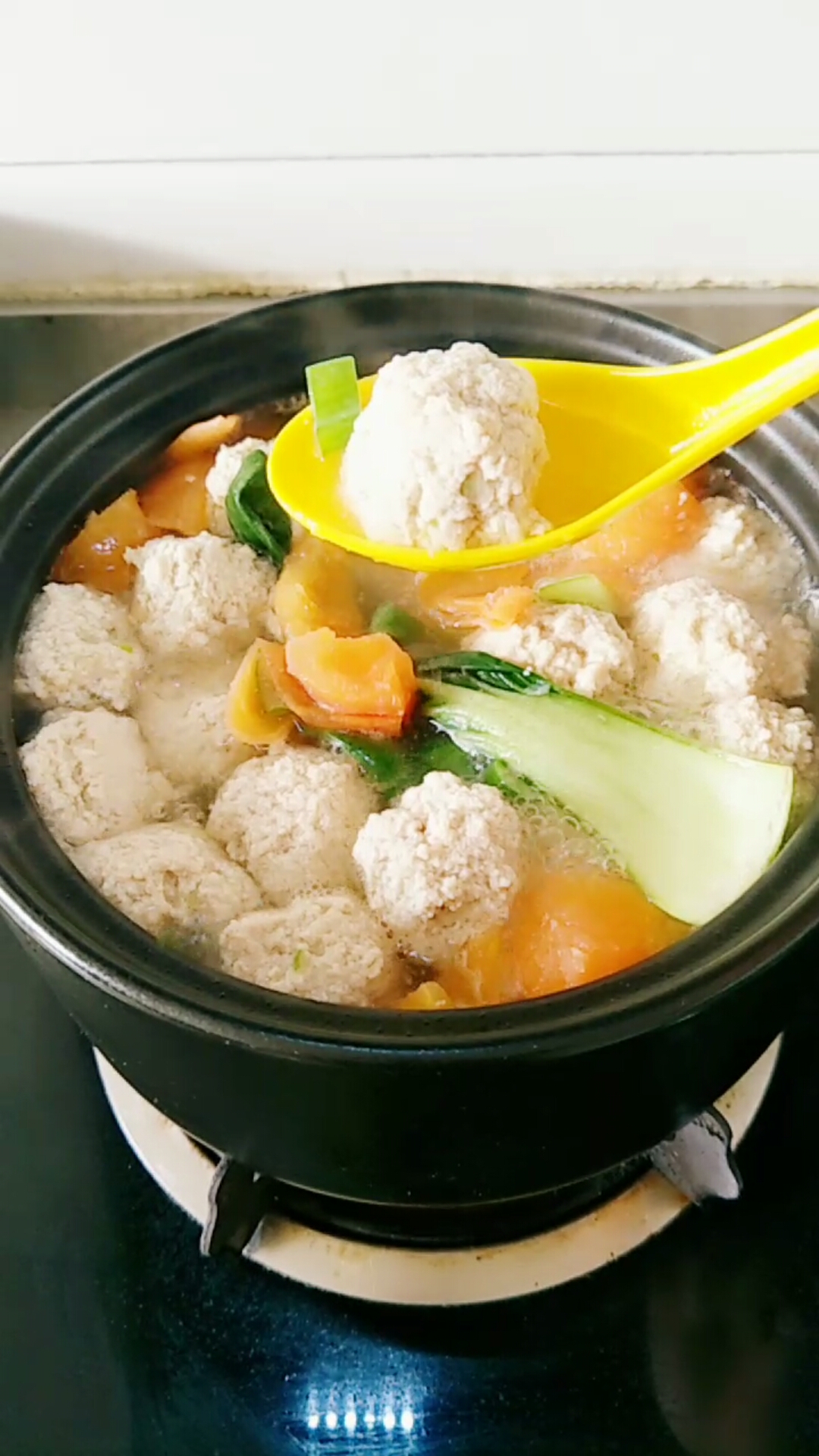 杆子哥的美食#老美味了砂锅丸子.