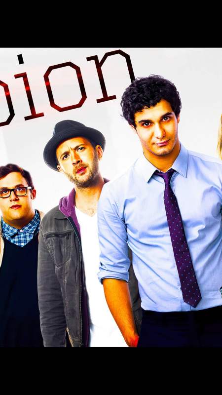 美剧天蝎火箭被闪电击中自动发射可怕的是里面还困着一个人