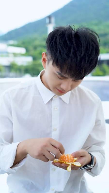 扫码下载全民小视频 朱丽鼠16天前 小辣椒,这也不怪老匆,老匆不知道