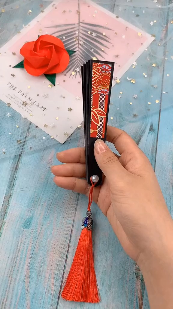 手工制作#来做一把能开合的古风小扇子!-度小视
