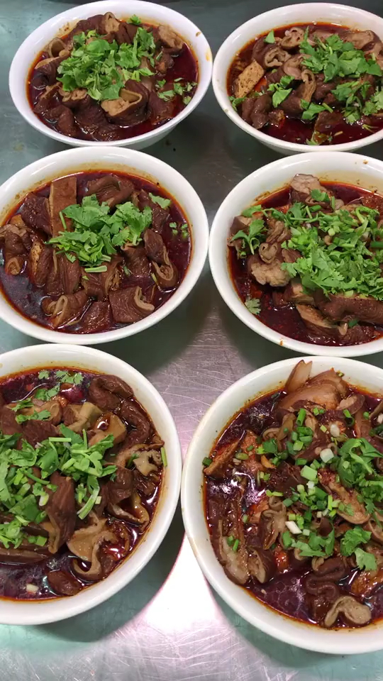 是兄弟就干了这六碗牛杂