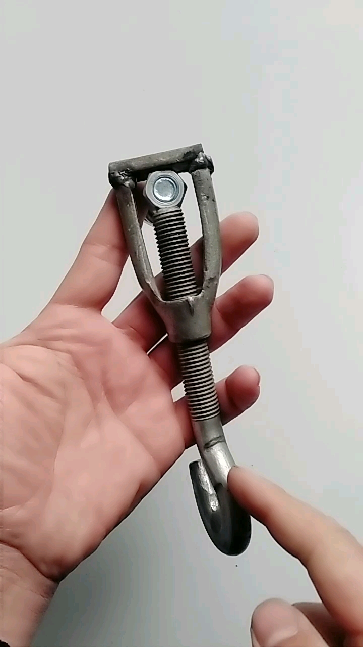 万能扳手