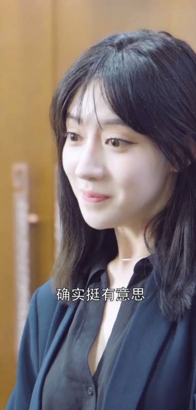 我要上热门#小七秘书脖子上突现草莓印,结果让人出乎意料-全民小