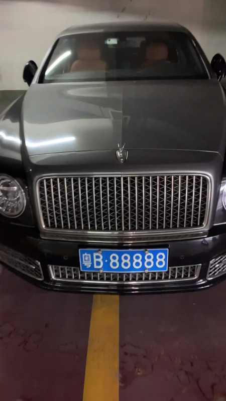 深圳最牛逼的车牌当年拍了600多万,不就是一张蓝铁皮而已!-度小视