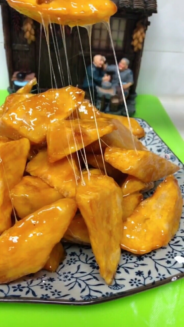 年夜饭必做菜!《拔丝地瓜》就是这样的味!