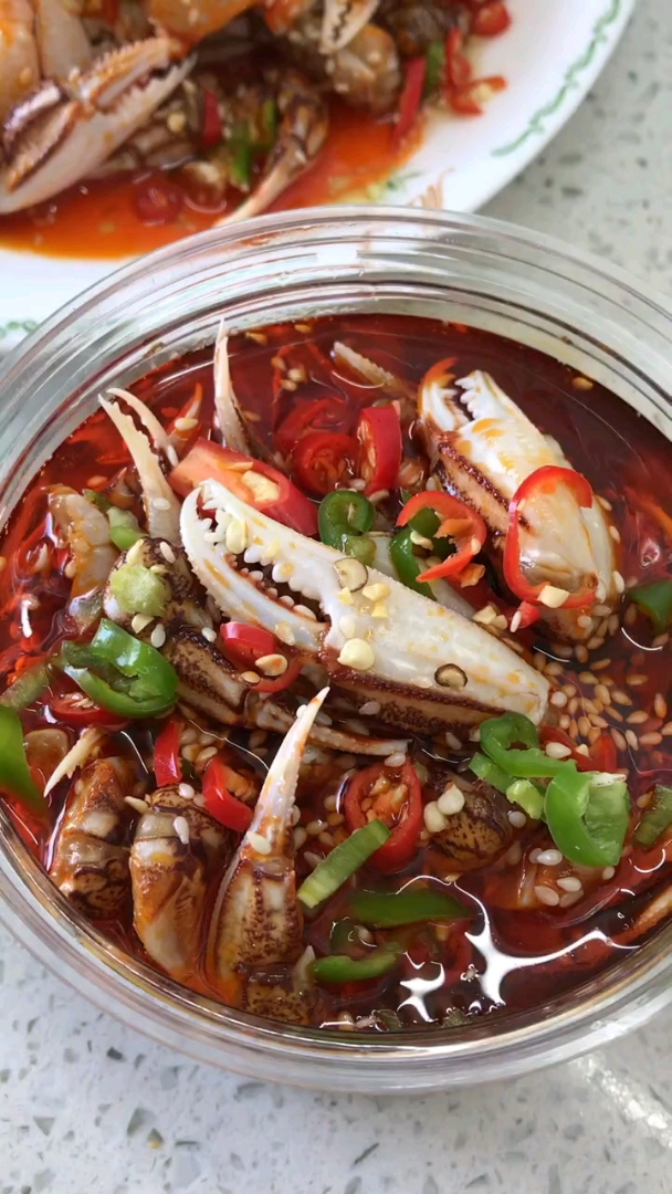 香辣蟹腿一罐500克有一次能吃一罐的朋友吗?评论一下看有多少吃货哈!