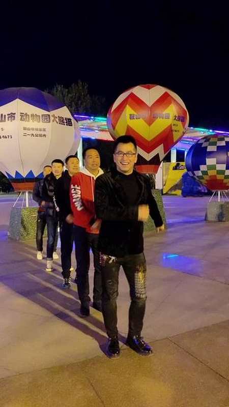 心越干净人生越高贵愿你内心充满阳光温暖整个世界温暖大叔桥边大叔