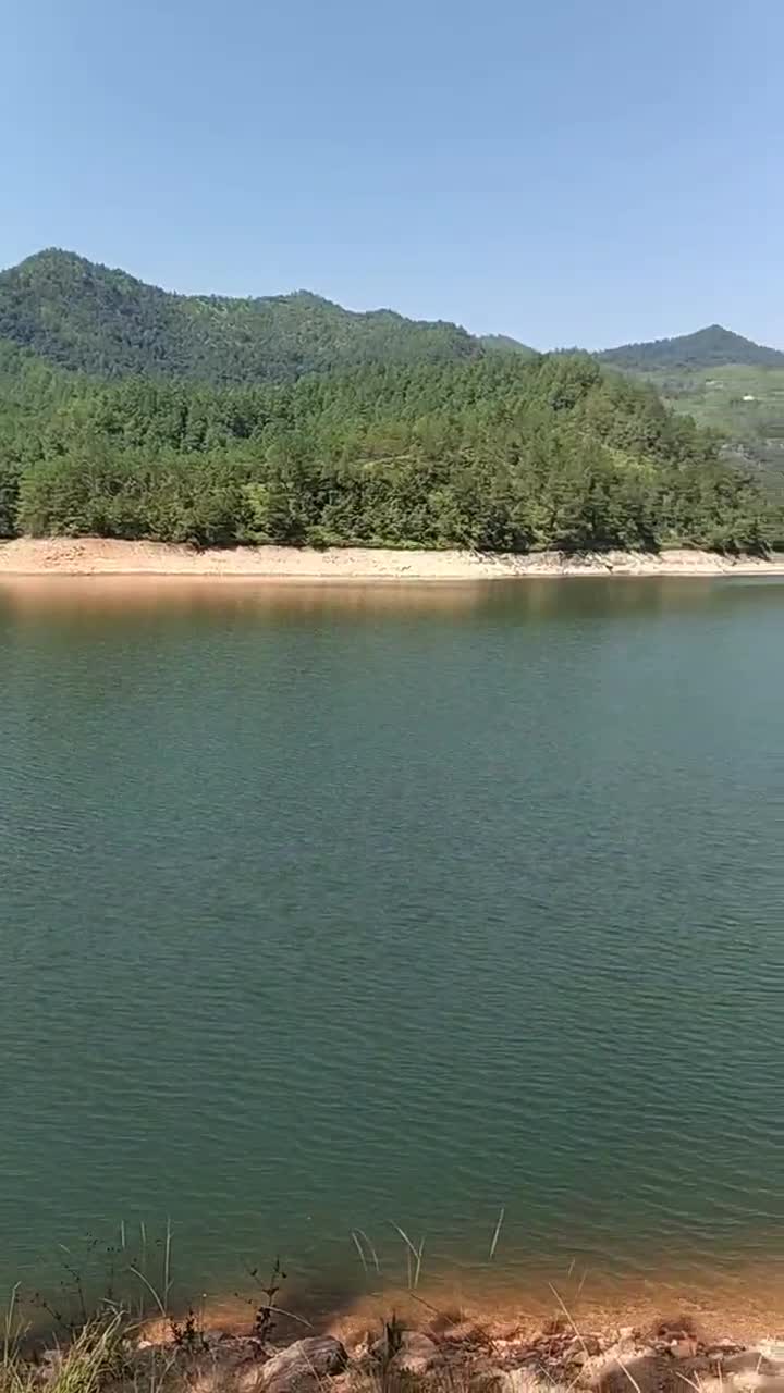 江西兴国长冈水库