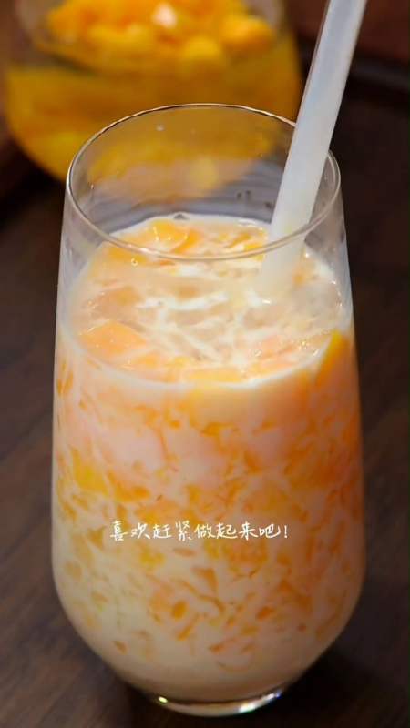 黄磊做芒果撞奶冻 白凉粉的快乐,好多种吃法,干净卫生,吃的放心,懒人