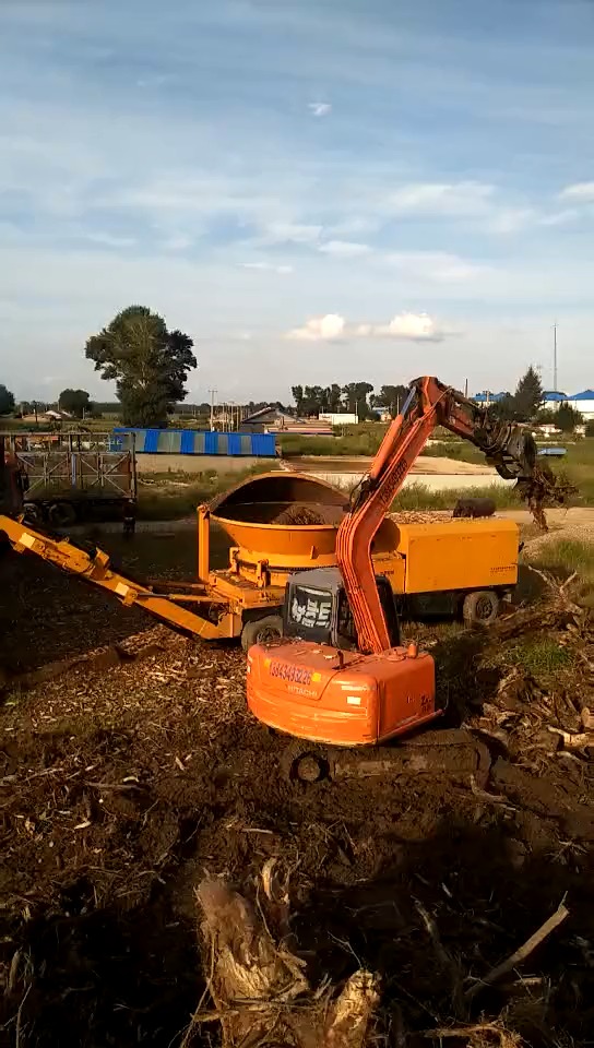 树墩圆盘破碎机#树墩圆盘破碎机,客户使用现场,一个正在使用的客户