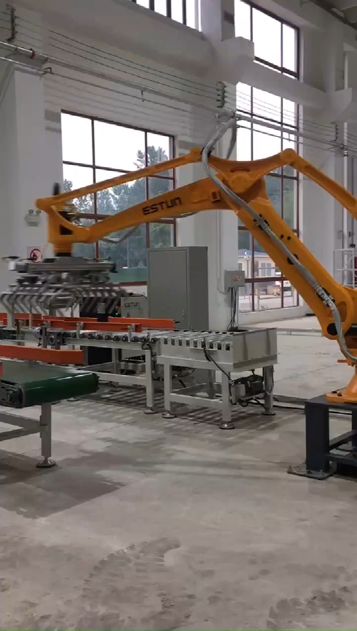 码垛机#水泥厂扫地车基本特点