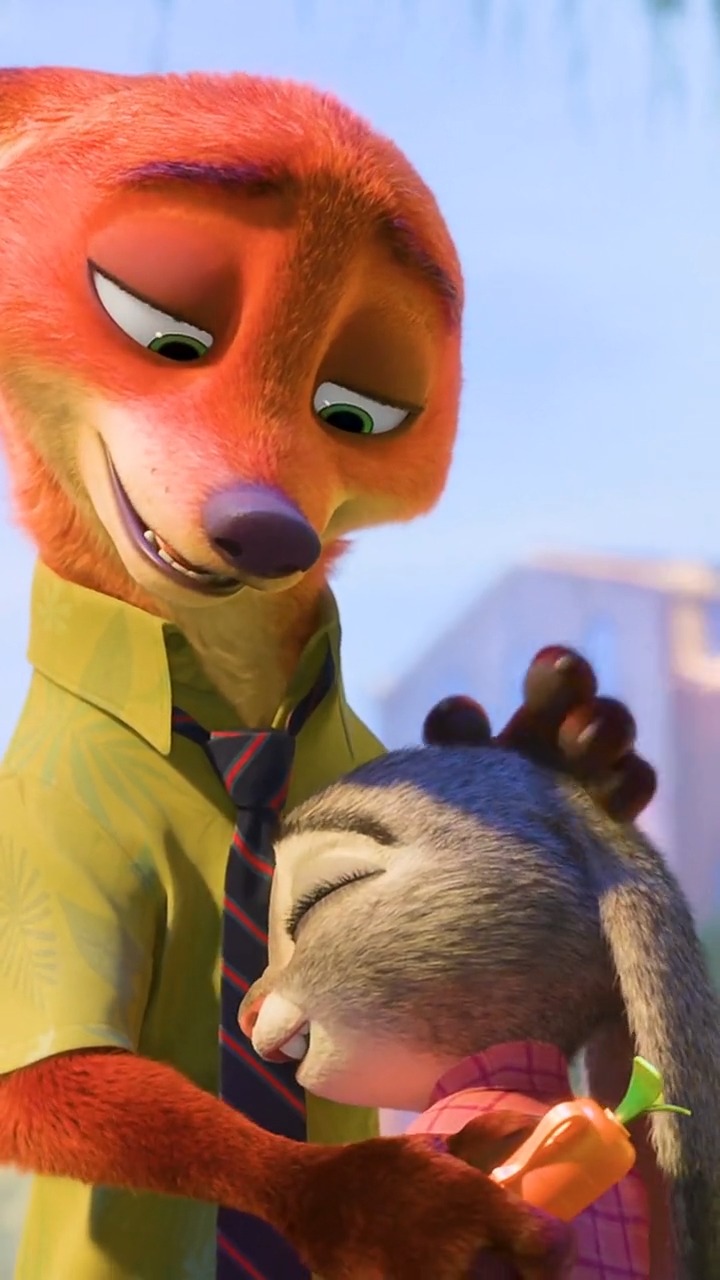 疯狂动物城:朱迪尼克看这溺爱的眼神也太甜了吧 #动漫全屏视频 #动漫