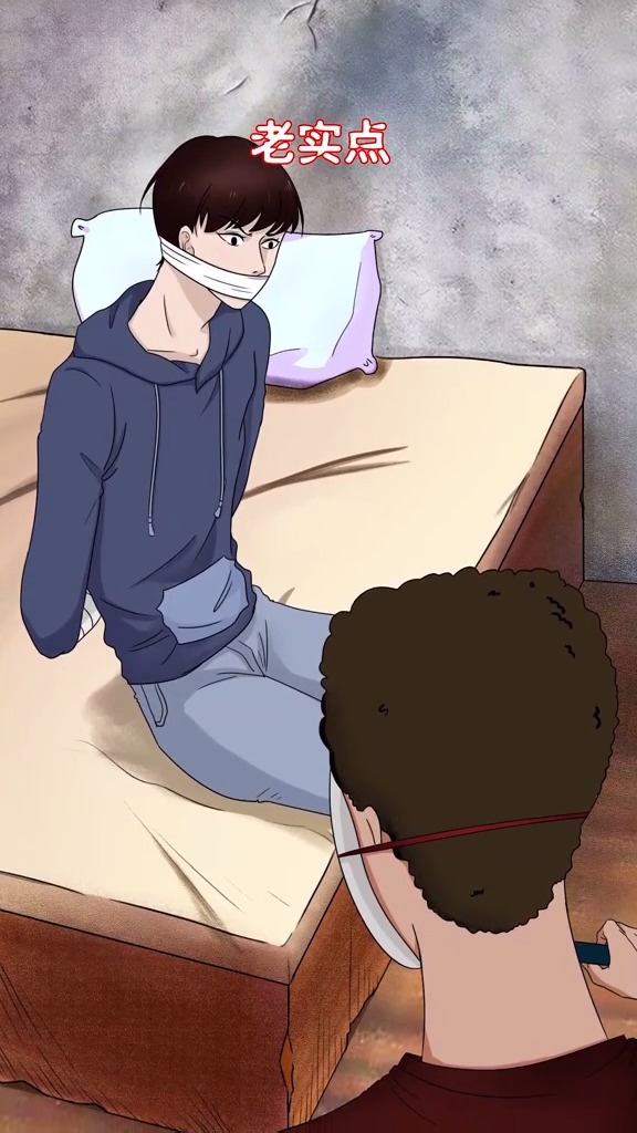 动漫#上期答案:有个女人被掐住了脖子,掐她的人躲在了电梯的死角.