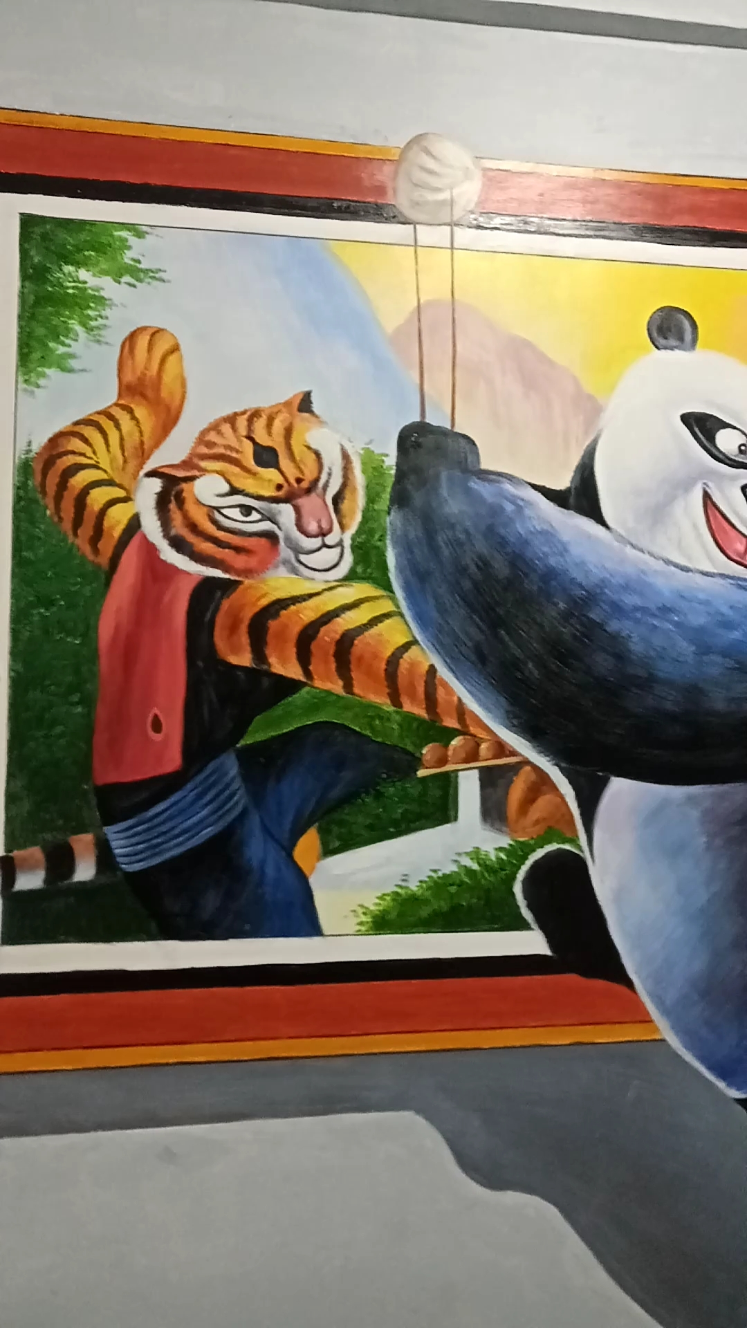 熊大你别走啊,要走也得要把包子留下呀,不:"我要把包子留给熊二吃".