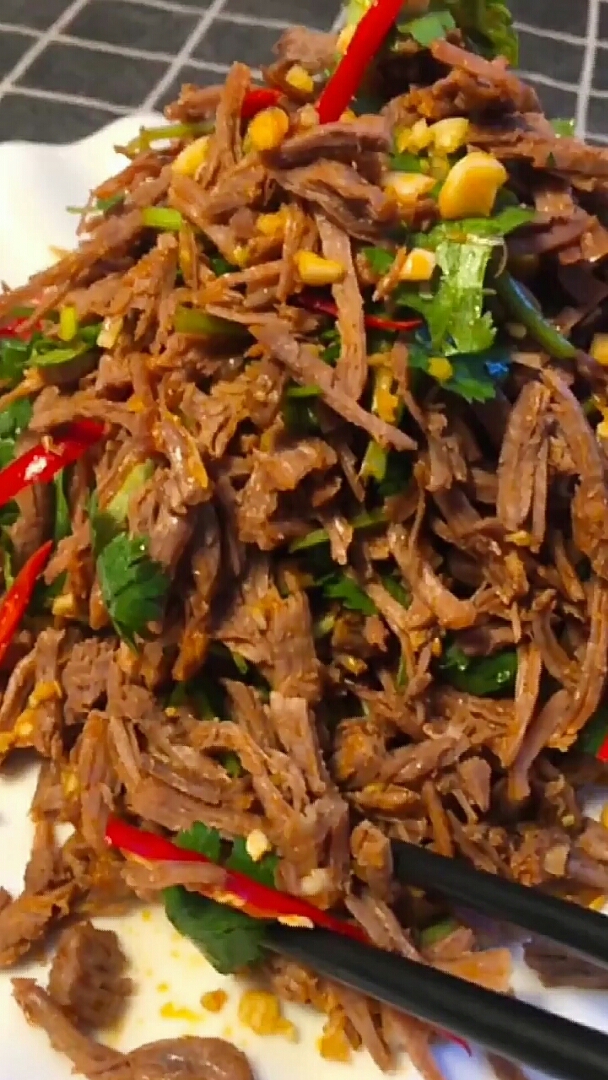 家庭版凉拌牛肉丝的做法