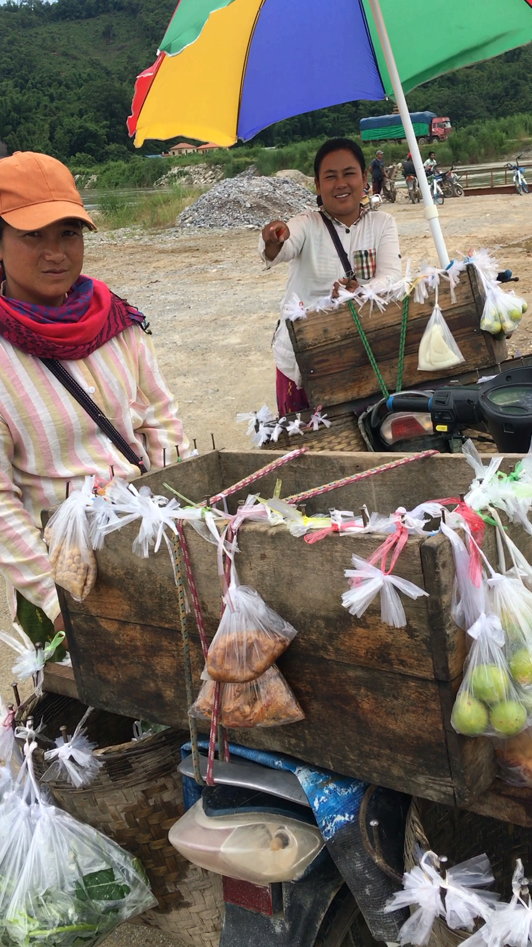 走进缅甸,看看缅甸人的生活#感谢老铁支持