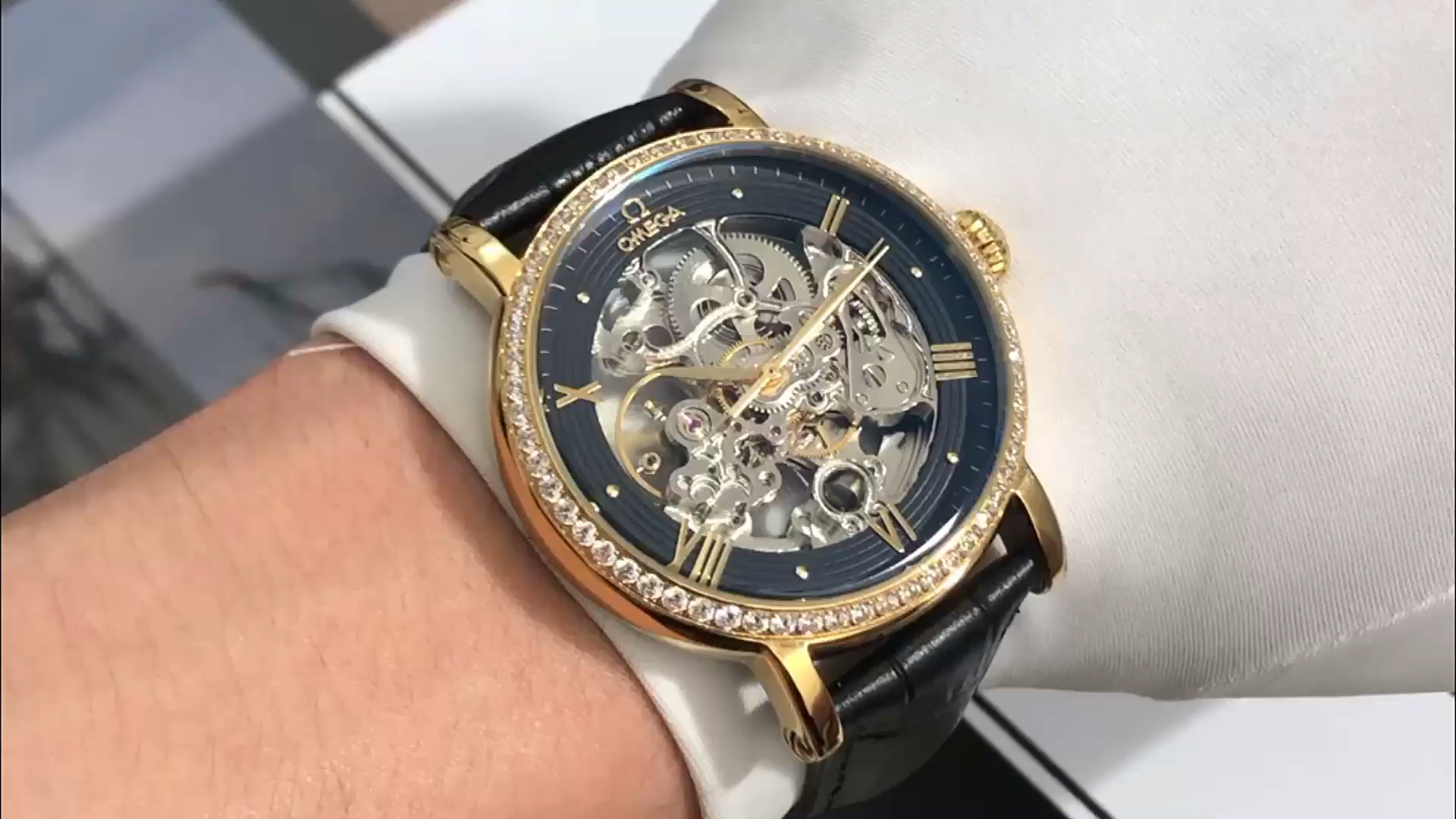 秋冬穿搭#欧米茄镂空男士手表