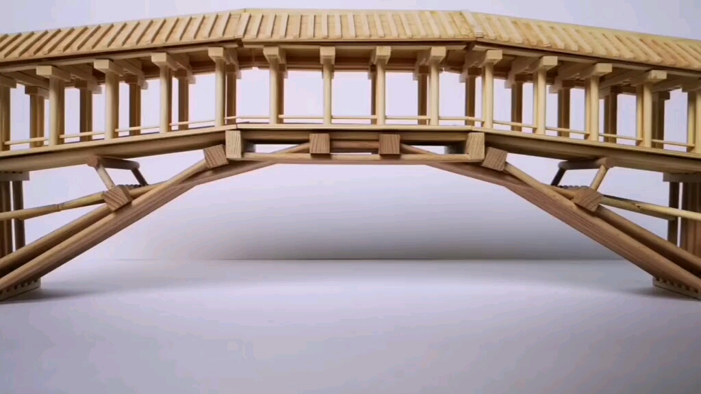 全组装木拱廊桥玩具.中国风益智动玩具,兼具工艺品价值.