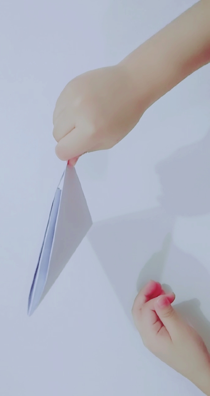 家有萌娃#折纸·手工diy·甩纸炮·童年的回忆-度小视