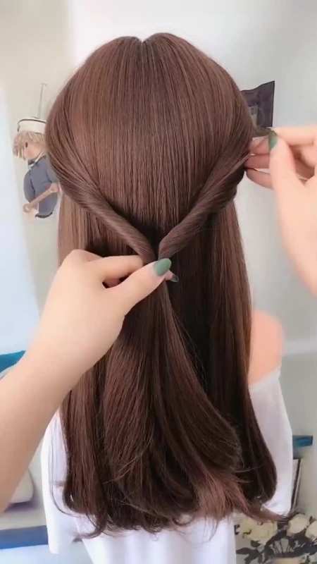 三四十岁女人的气质盘发,洋气有气质,穿什么衣服都好看-全民小视频