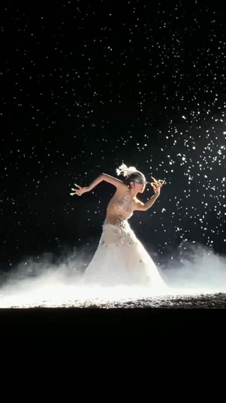 娱乐#杨丽萍老师的孔雀之冬,超有意境超唯美,这才是舞蹈艺术!