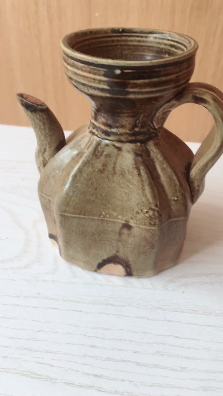 宋代福建将乐窑八角茶壶完整