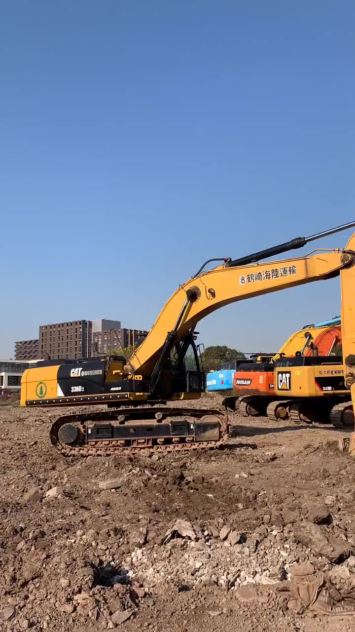 这挖机师傅技术可以呀,有点厉害