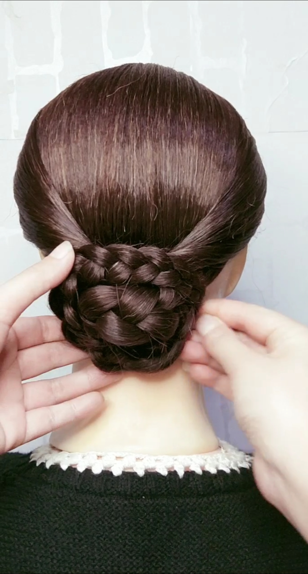 我要上热门#妈妈款优雅低位盘发