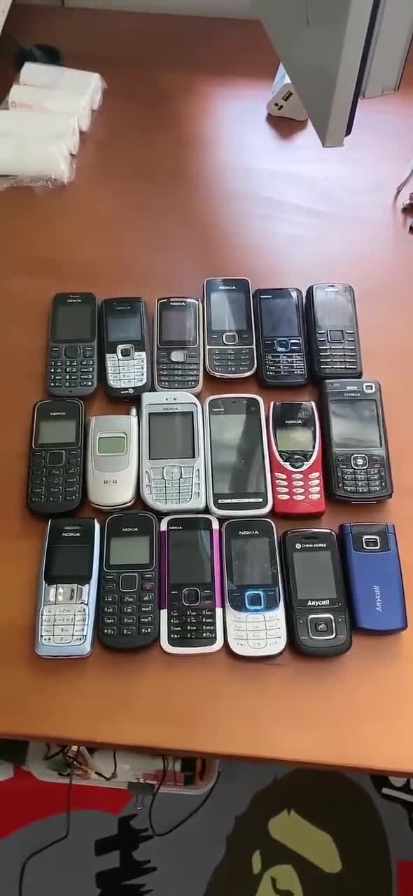 18个老款手机,90后的兄弟总有一款你用过,满满的都是回忆!