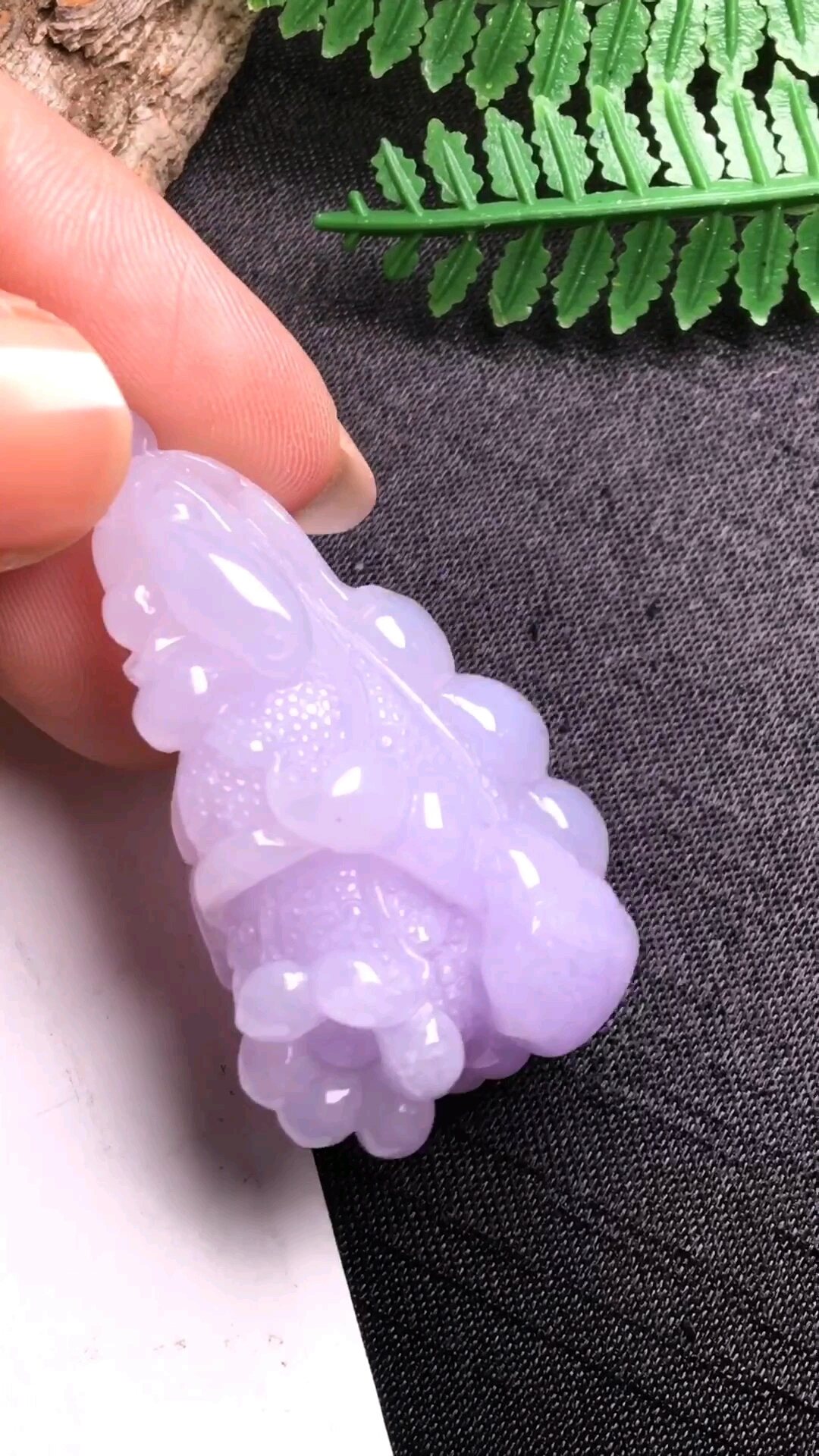 紫罗兰白菜,色好,玉质清晰,水润