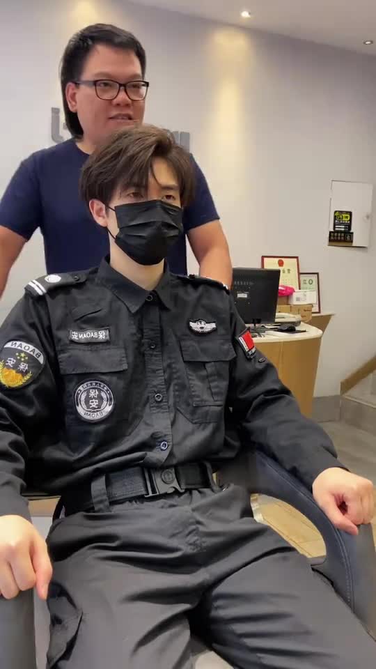 保安保安大哥你是洗头还是洗车啊