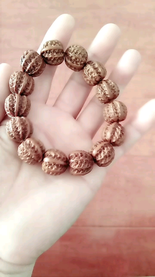 紫金鼠雕刻小核桃手串尺寸17