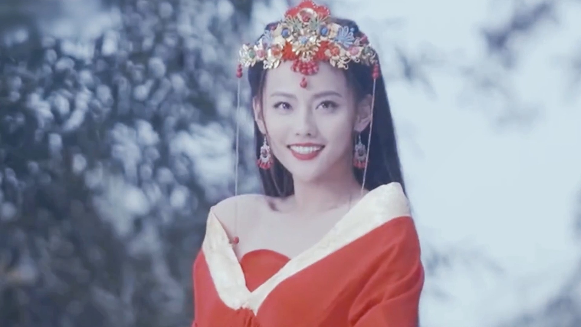 古装美女#张嘉倪古装嫁衣造型也太惊艳了吧,网友:羡慕买超