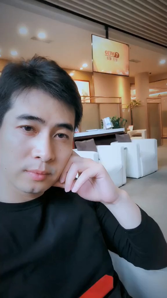 日常生活照#帅哥真实生活照同一个人组图照片视频年轻帅气