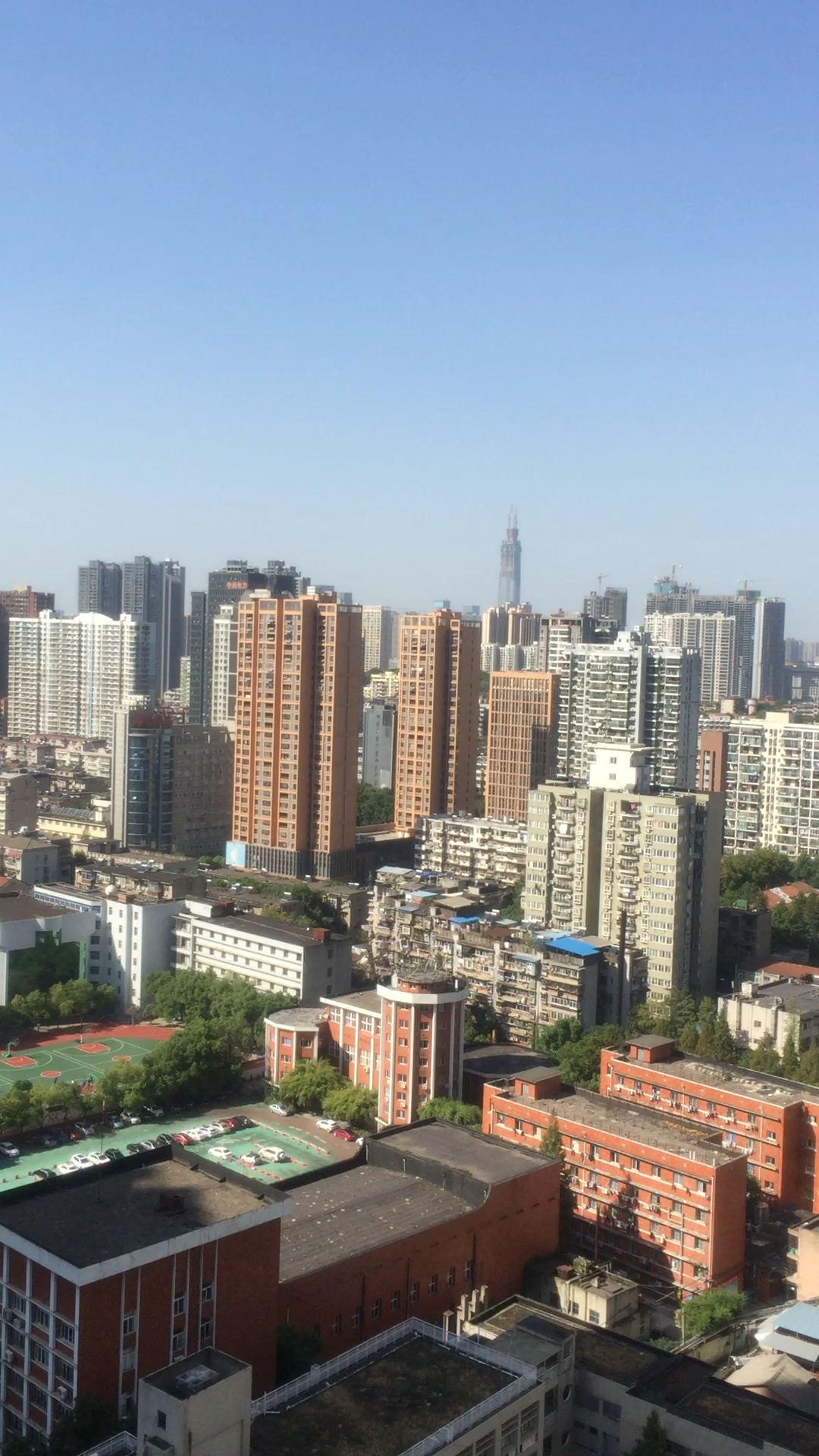 武汉中南路也能观看一面风景