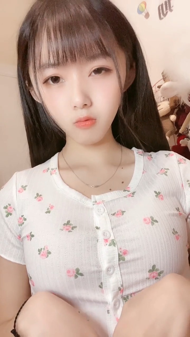 娱乐#喜欢卖萌的四川女孩子