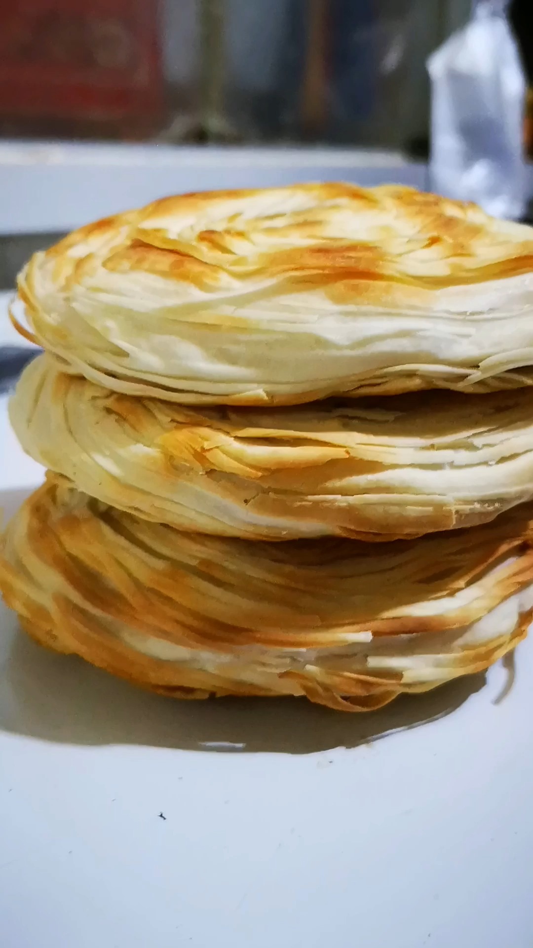 老潼关肉夹馍#老潼关肉夹馍的这个饼子不同于白吉饼,是死面饼,在肿鼢