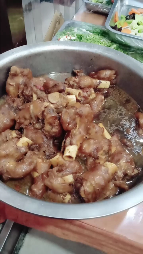 砂锅丸子,羊拐筋