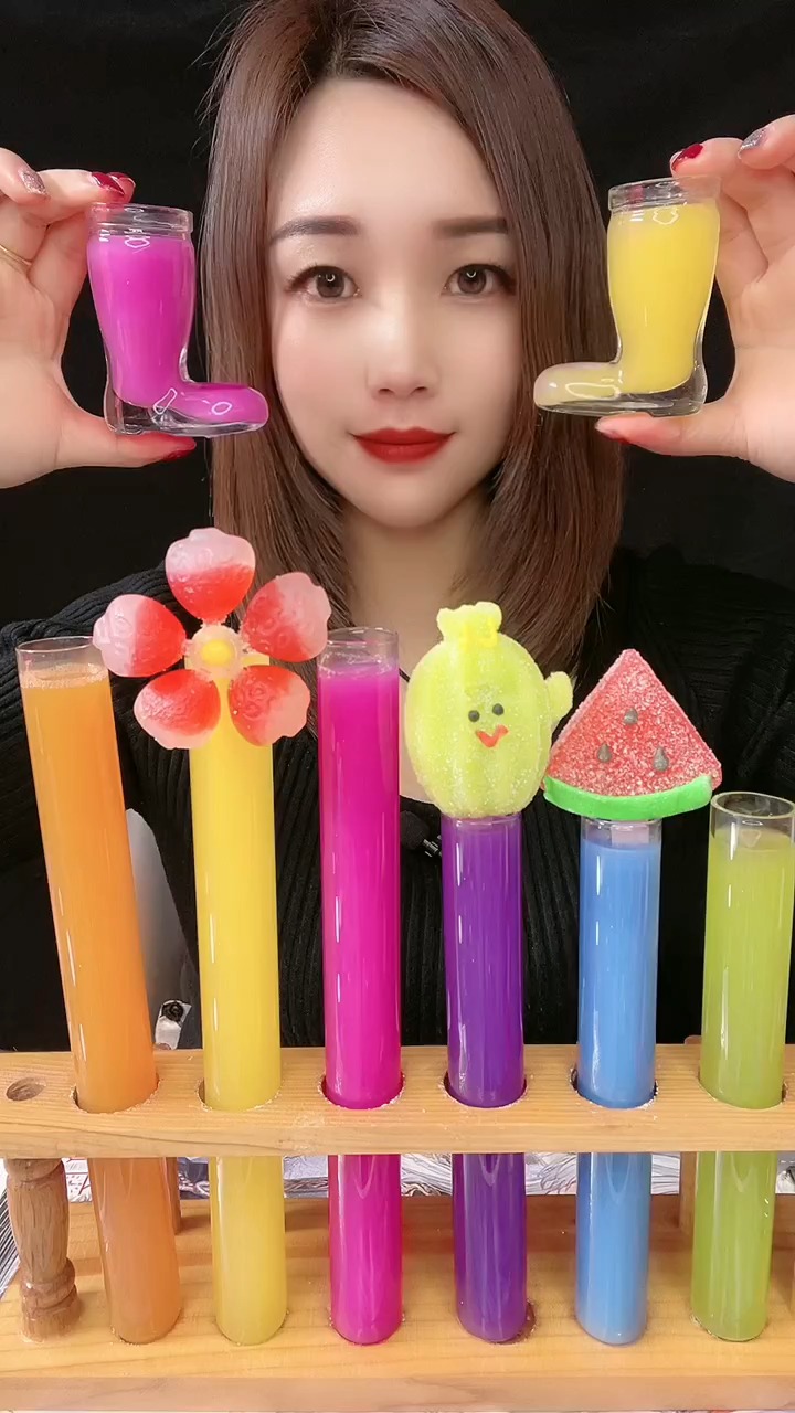 喝水声控小鸟杯饮料和试管饮料